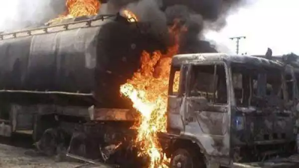 InIbadan Tanker explosion leaves one dead, 12 vehicles destroyed